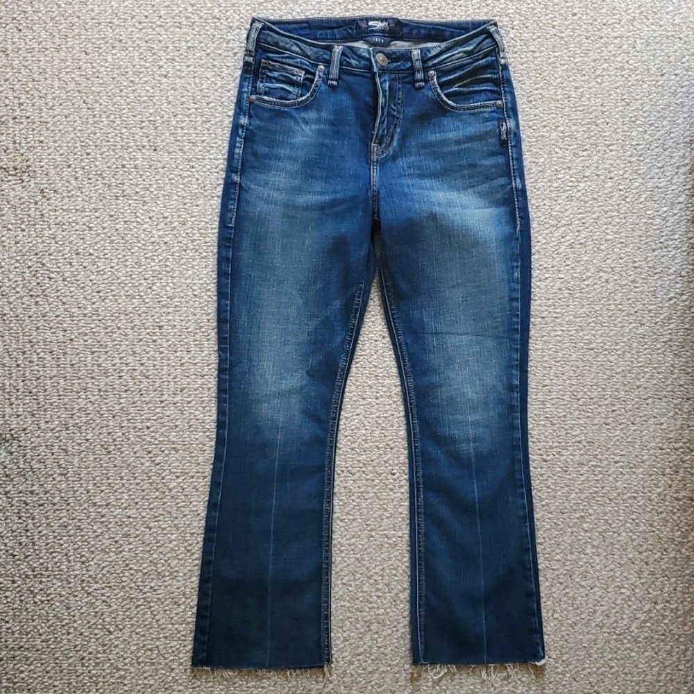 Silver Jeans Izzy Ankle Kicker Crop Jeans